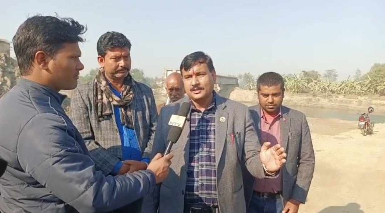 १० बर्षदेखी अलपत्र टिकुलिया घाटको पुल संसद साहद्धारा अनुगमन