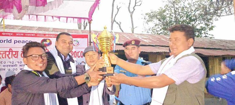 जिल्ला स्तरीय कराँतेमा ७ स्वर्ण सहित गोलबजार मेन कराते डोजो प्रथम