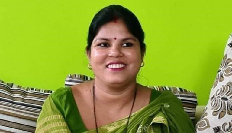 एमालेको स्पष्टीकरणलाई बेवास्ता गरिन मेयर रिना साहले