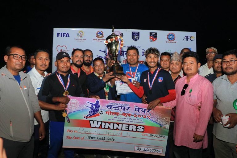 चन्द्रपुर मेयर गोल्ड कप प्रतियोगितामा महोत्तरीलाई हराउदै वीरगञ्ज युनाइटेडले जित्यो उपाधी
