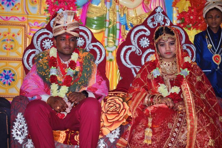 दाइजो प्राथालाई चुनौती दिए दिपेन्द्र र प्रतिमा