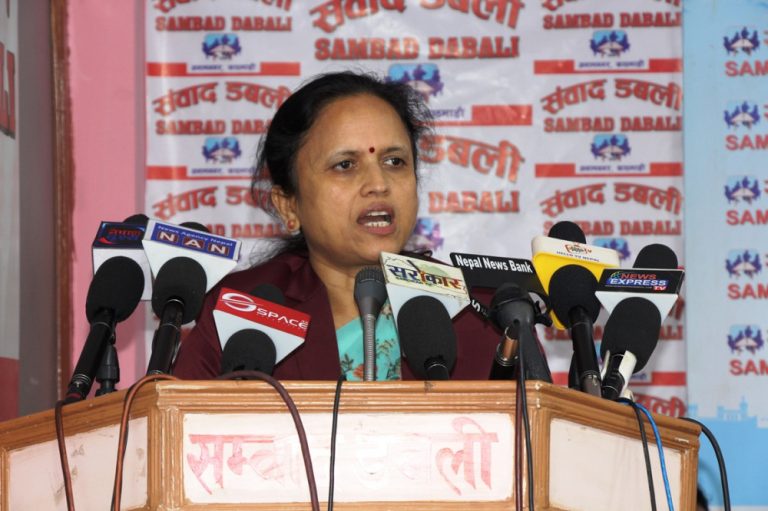 अहिले सरकार ढल्ने अवस्था छैन स् सञ्चारमन्त्री शर्मा