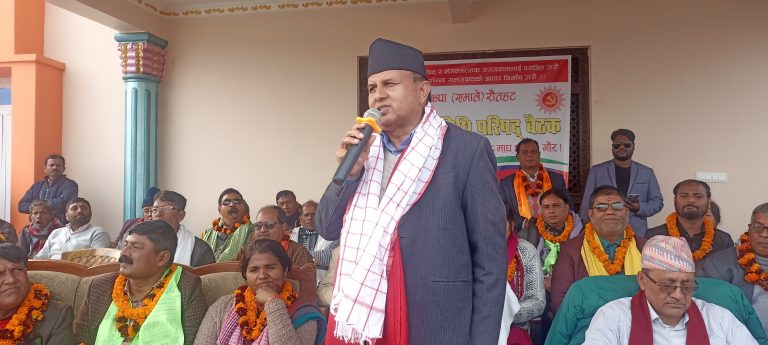 देशलाई गठबन्धन सरकारले दुर्गति तर्फ धकेल्यो : एमाले महासचिव पोख्रेल