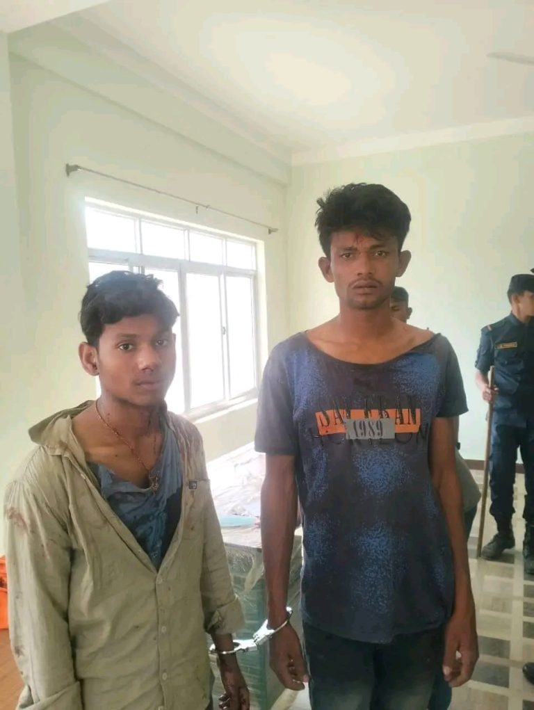 रौहतटमा सञ्चालनलाई गोलि हानी मनी ट्रान्सफरमा लुटपाट गर्ने तीन जना पक्राउ