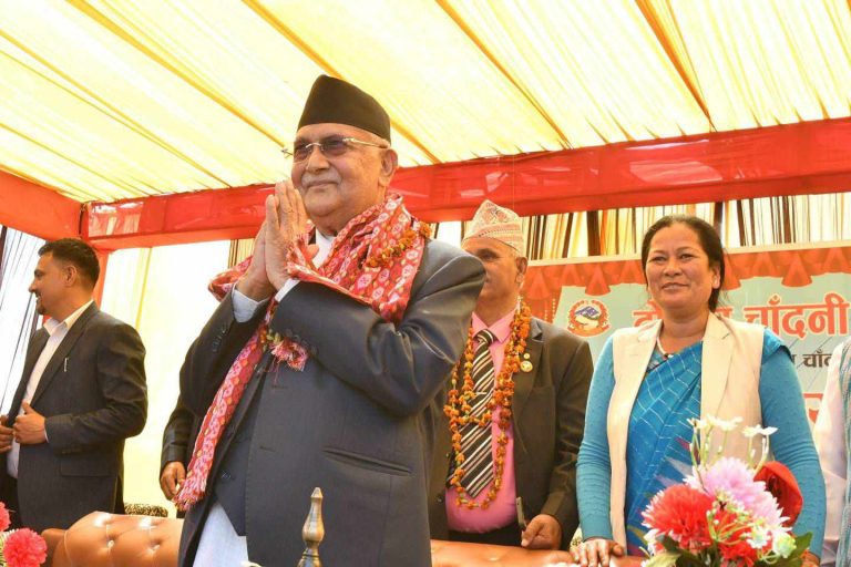 एमालेलाई नटेर्नेहरु आफै सकिन्छन : ओली