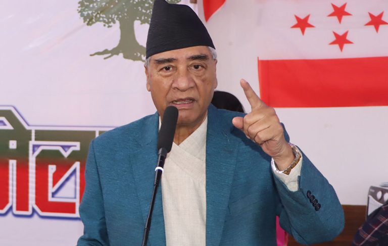 ओलीले गिरीबन्धु टी-स्टेटको जग्गा आफुले बेचेर कांग्रेसलाई भन्नुभएछ- देउवा