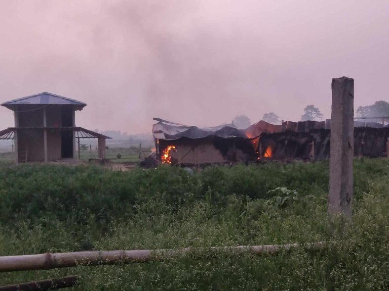 वृन्दावनमा बबाल,स्काभेटरमा तोडफोड,गाई फर्ममा आगजनी