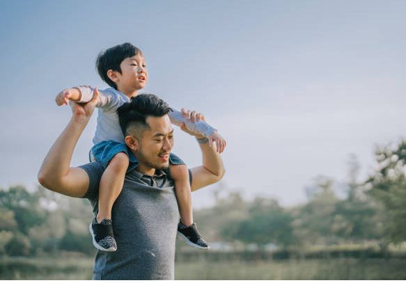 चीनमा बच्चा जन्माउने बाबुलाई १५ सय डलर, ३० दिन बिदाको अफर