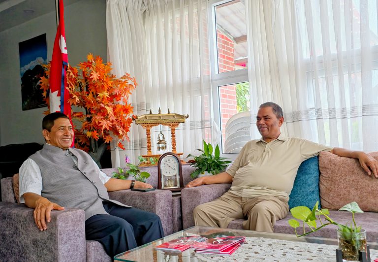 नारायणकाजीकाे राजनीतिक सक्रियता बढदाे, उपेन्द्र यादवसँग भयाे भेटघाट