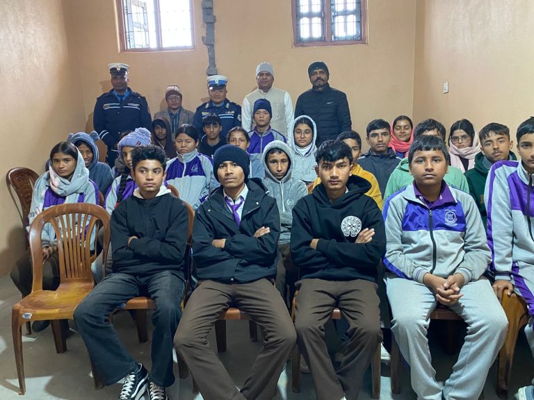 चन्द्रपुर एकेडेमीमा ट्राफिक जनचेतनामूलक कक्षा सम्पन्न