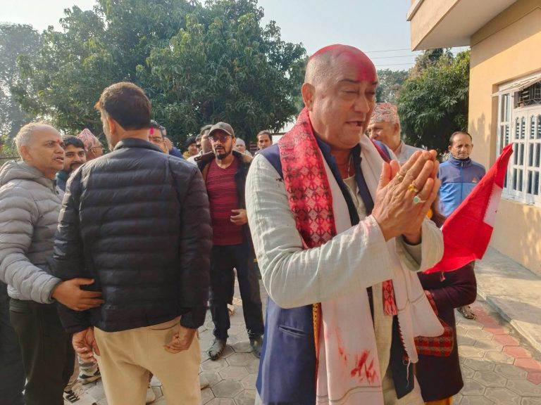 चन्द्रपुर–५ मा कांग्रेस उम्मेदवार तिमल्सिनाको भेटघाट, दिगो विकासमा जोड