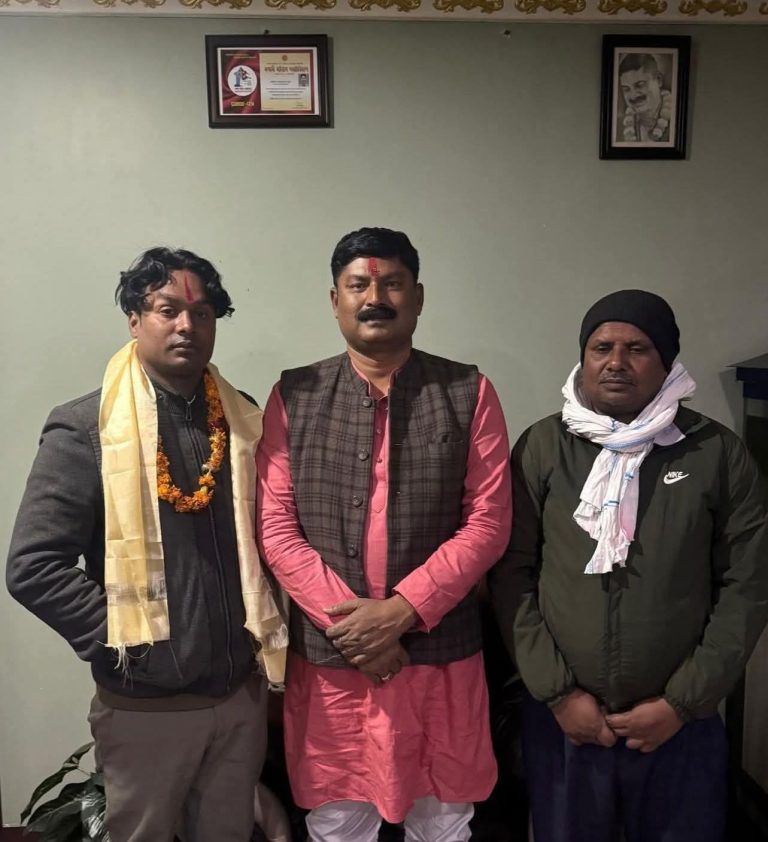 महाकाल एमालेमा प्रवेश, रौतहट–१ मा अजय गुप्ताको अभियान थप सशक्त