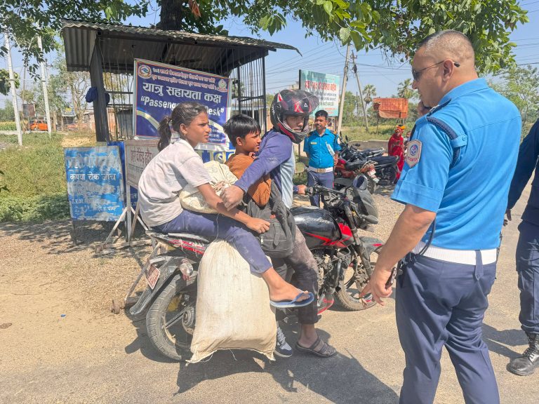 मापसेपछि अब लापसेतर्फ ट्राफिकको निशाना, बारामा चेकिङ अभियान तीव्र !