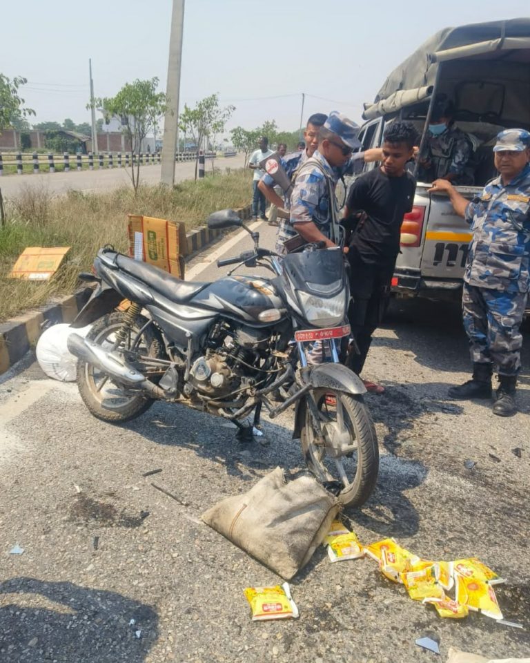सशस्त्र प्रहरीको गाडीले ठक्कर दिँदा एक युवक घाइते